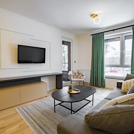 Apartman Epilux Tuzla Exterior photo