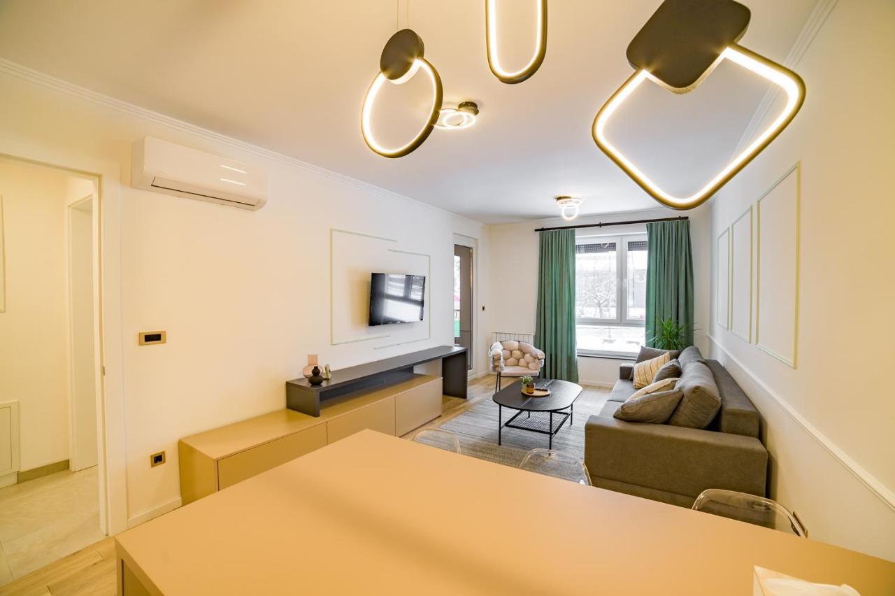 Apartman Epilux Tuzla Exterior photo