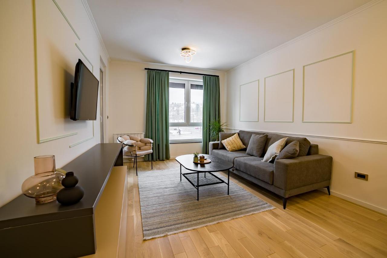 Apartman Epilux Tuzla Exterior photo