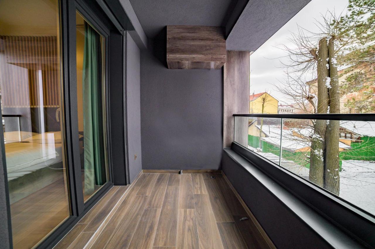 Apartman Epilux Tuzla Exterior photo
